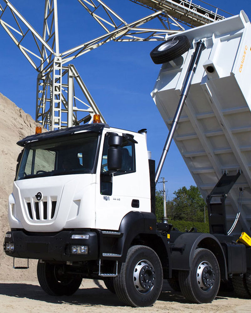 ricambi-camion-movimento-terra
